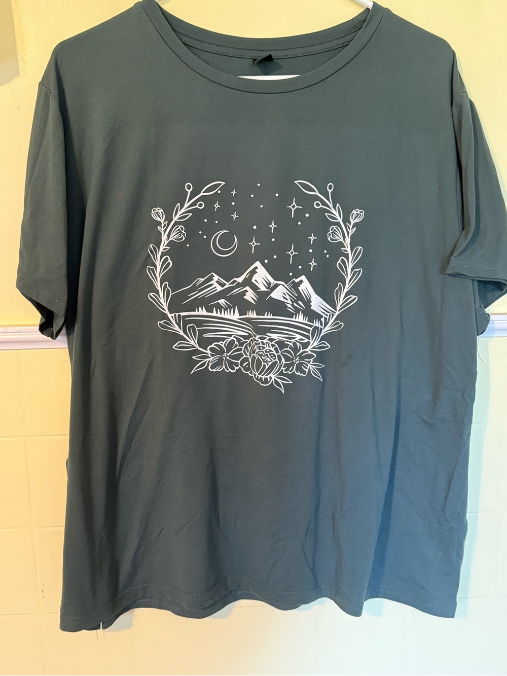 SHEIN Slate Green Mountain Floral Graphic Short Sleeve Tee